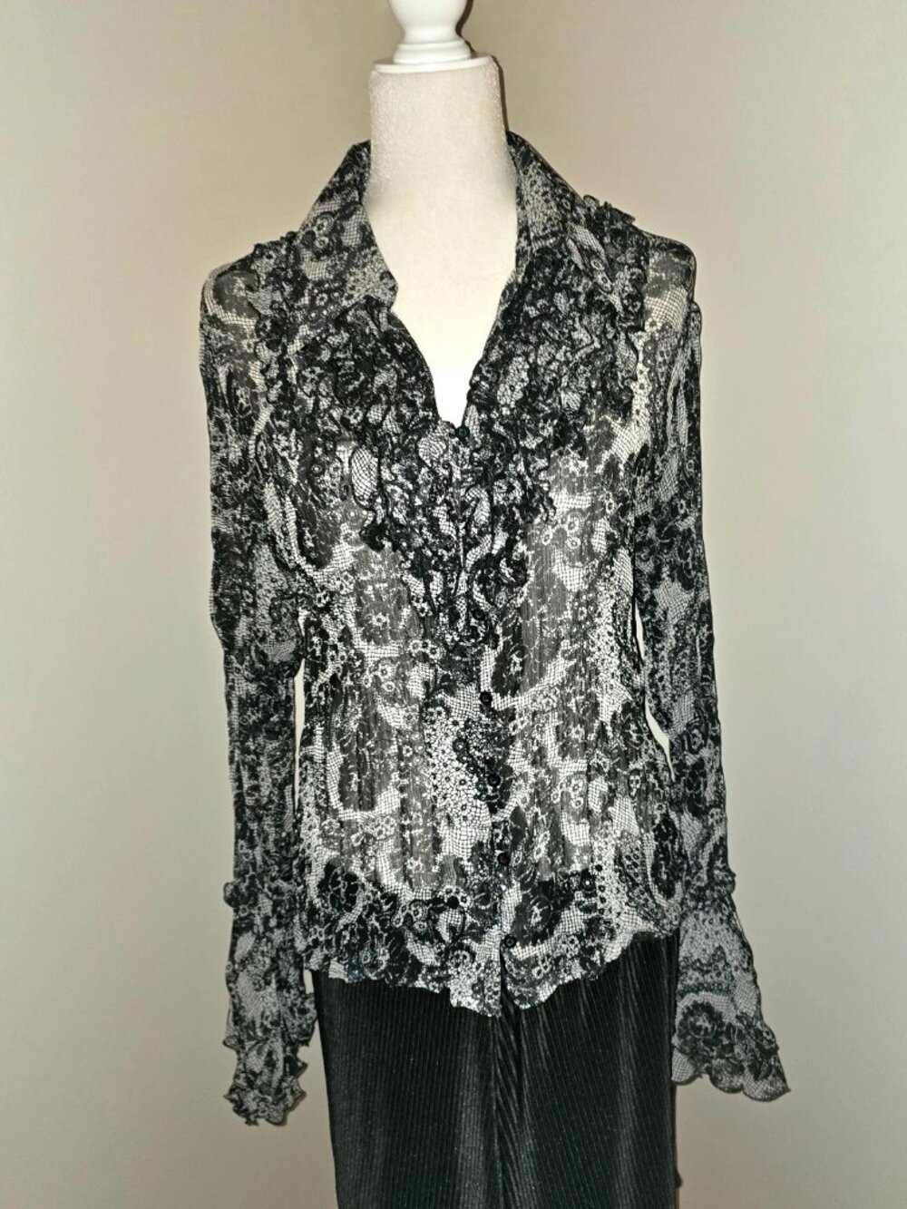 Studio 1940 whimsigoth paisley button front shirt black white